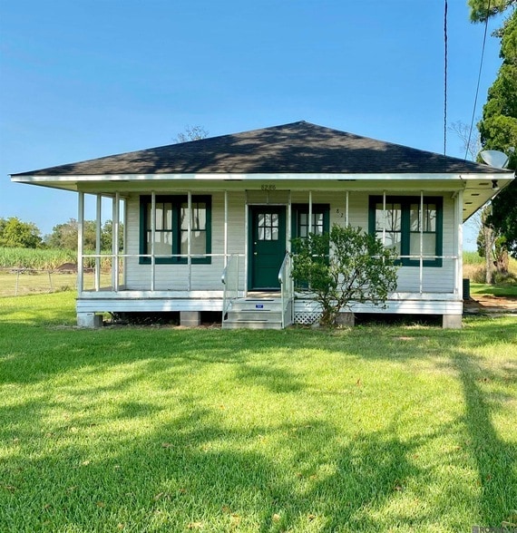 Building Photo - 8286 LA-44