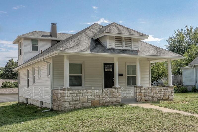 Foto principal - 801 S Ash Ave
