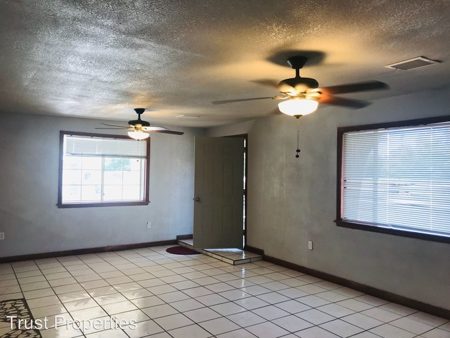 Building Photo - 4 br, 1 bath House - 1130 Highway 192