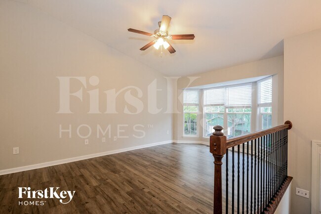 Foto del edificio - 1965 White Haven Dr