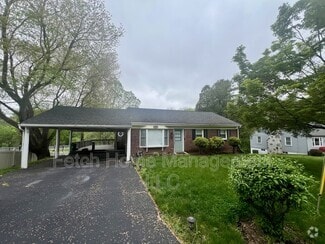 Building Photo - 334 Old Blue Rock Rd