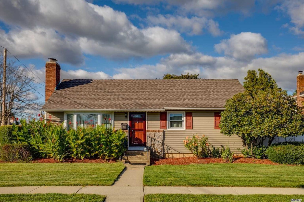 Foto principal - 80 Meade Ave