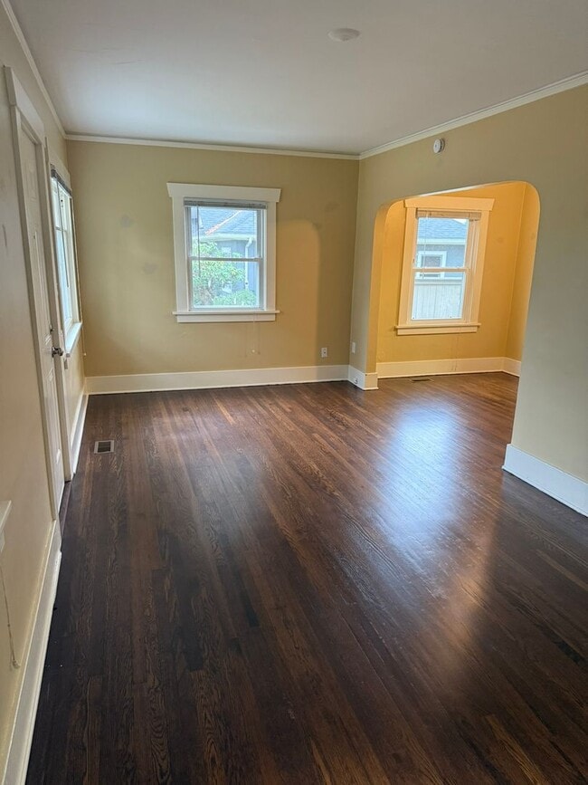 Building Photo - Overlook Bungalow