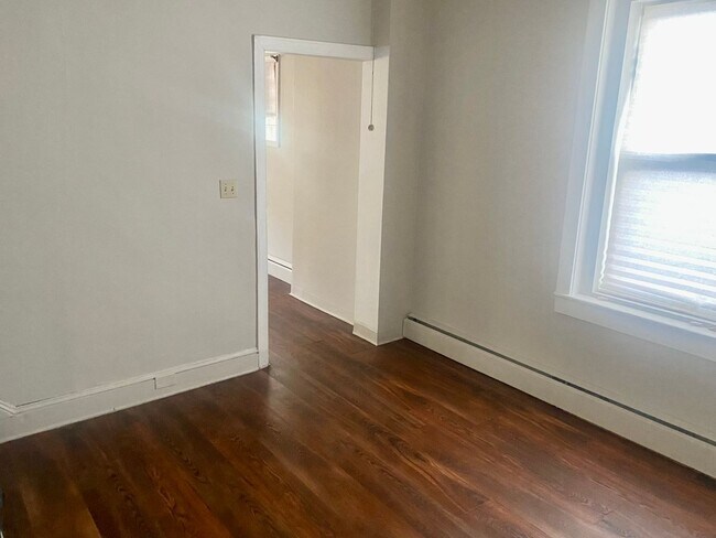 Foto del edificio - 756 E 5th St