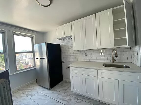 Building Photo - 1110 Pierce Ave