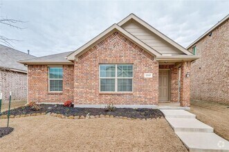 Building Photo - 2337 Copal Dr