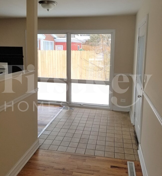 Foto del edificio - 303 N Prospect Ave