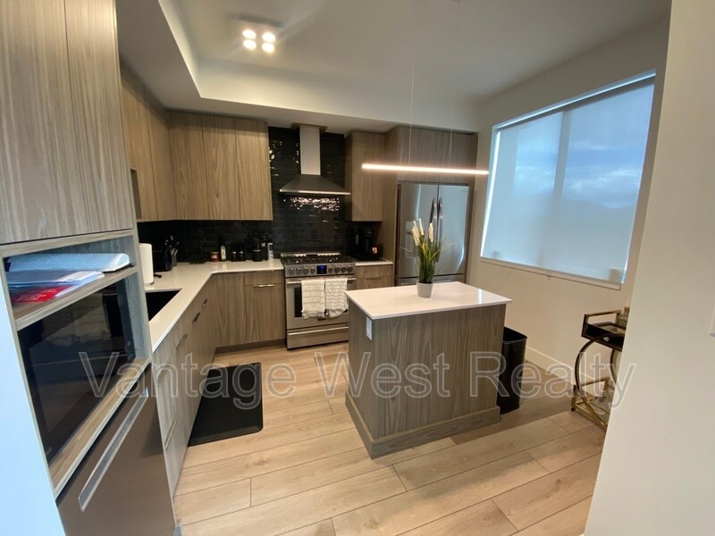 36343634 Mission Springs Dr, Kelowna, BC V1W 0C9 Condo for Rent in