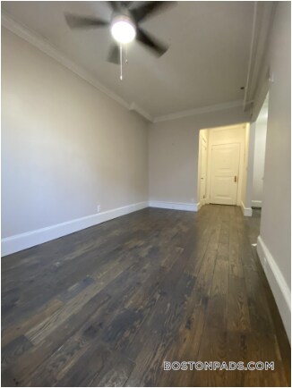 Foto del edificio - 91 Westland Ave
