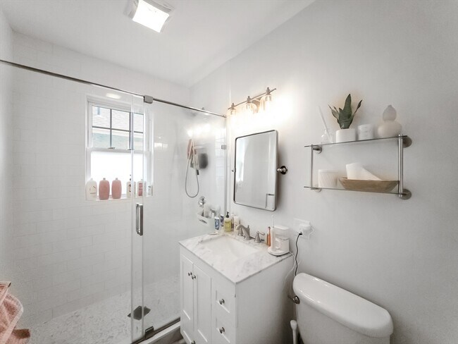 Foto del edificio - 23 Kingsboro Park