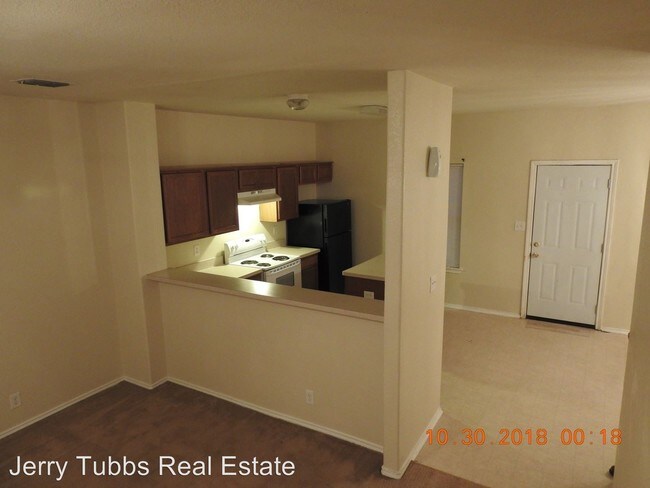 Building Photo - 4 br, 2.5 bath House - 1107 MOON LIGHT
