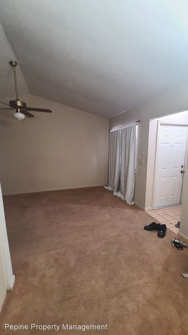Building Photo - 2 br, 1 bath House - 2862 SW 39th Ave