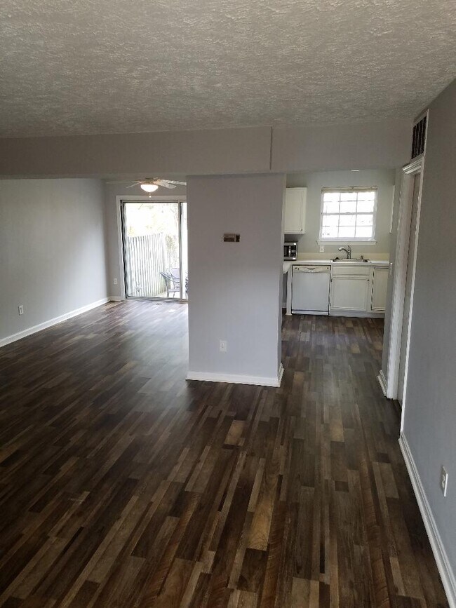 First Floor - 1252 Castine Ct