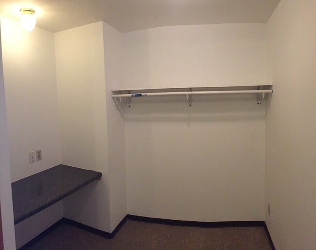 Building Photo - 1 Bedroom 1 Bathroom House in Millvale