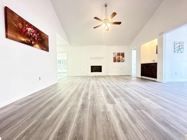Building Photo - 10554 Alcott Dr