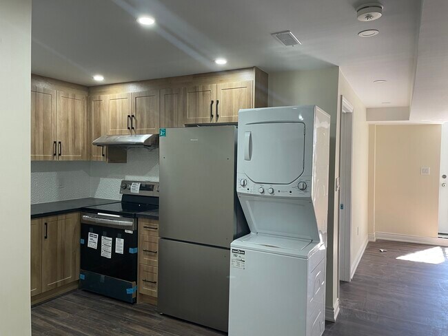 Photo du bâtiment - 5932 Stonebriar Cres