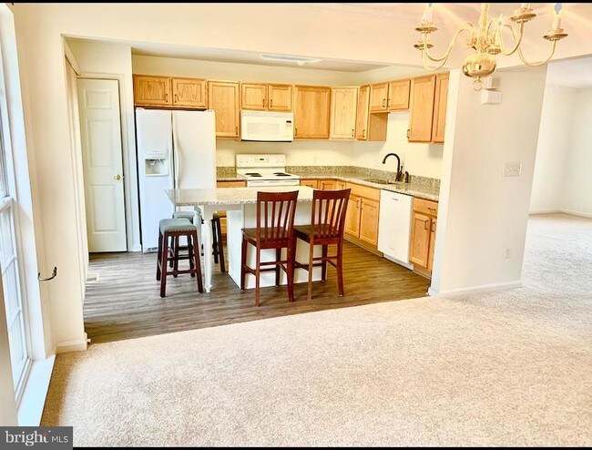 Foto del edificio - 730 McCardle Dr