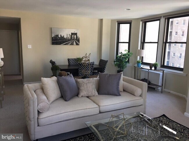 Foto del edificio - 135 S 19th St