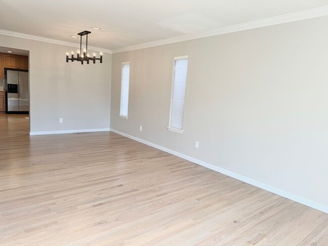 Photo - 3 Bd/2.5 Ba Newcastle Home