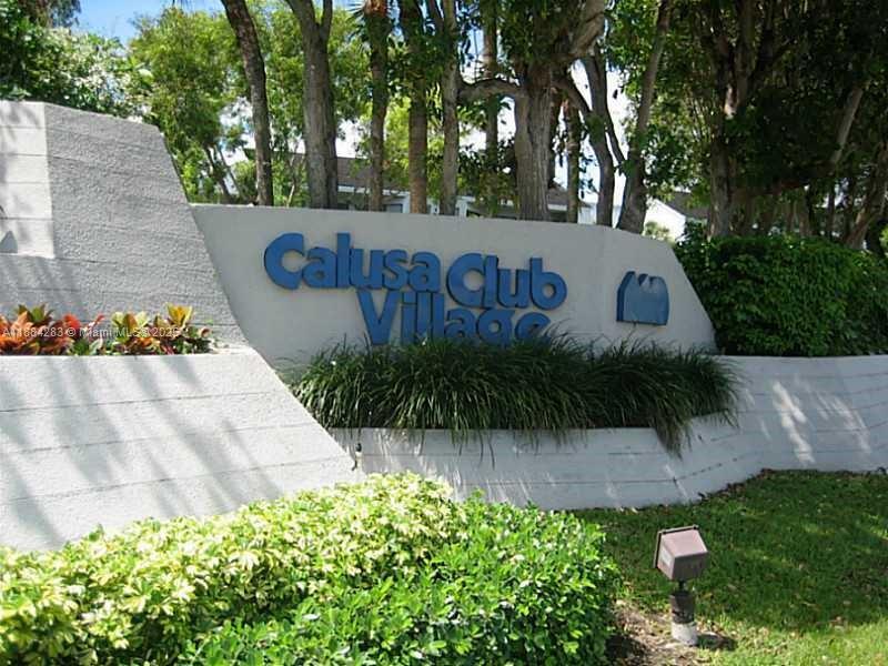 Foto principal - 8888 SW 131st Ct