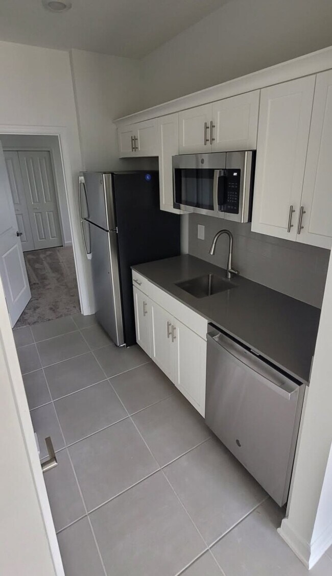 Photo - 4013 Redbridge Lp Apartment