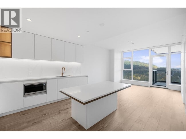 Building Photo - 720 Farrow St