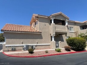 Building Photo - 3327 Erva St