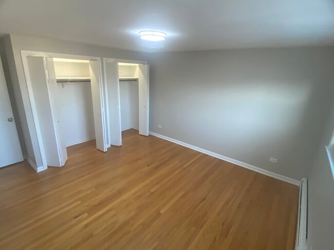 Building Photo - 1353 Perry St