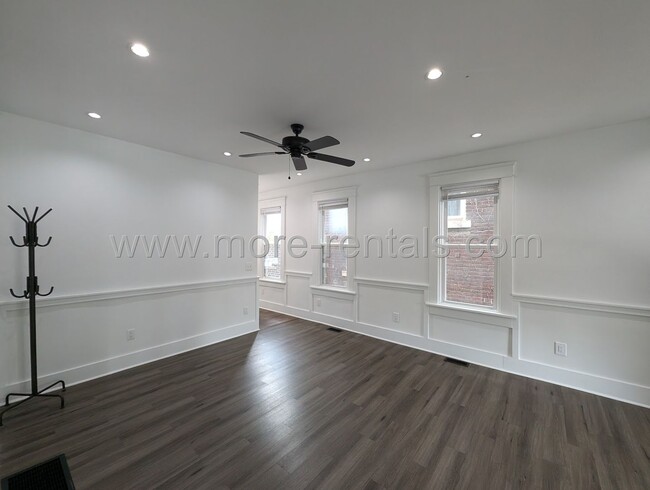 Foto del edificio - Remodeled 3 bdr 2.5 ba house near Children...