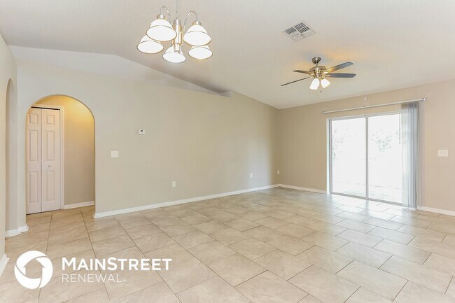 Building Photo - 3214 Garden Acres Ct E