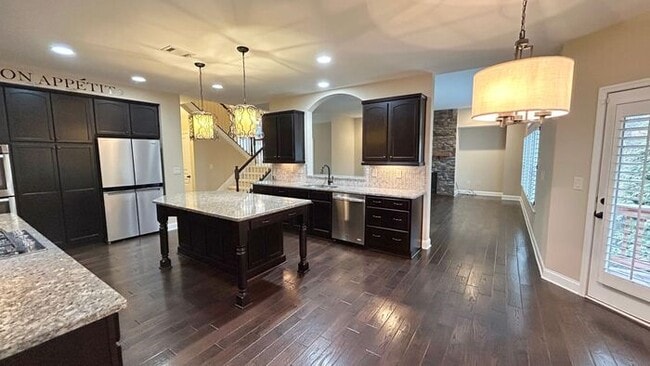 Building Photo - Stunning Cumming Executive Home, Hand Scra...