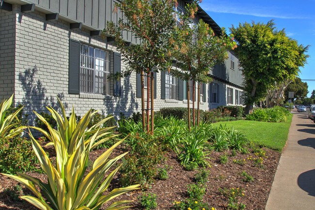 Foto del edificio - 6520 Beadnell Way