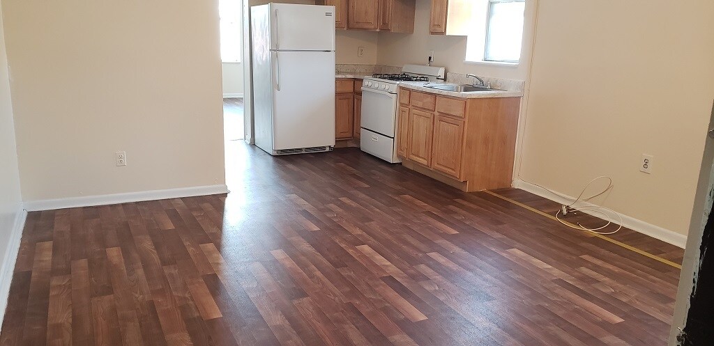 Foto principal - 717 Clinton St
