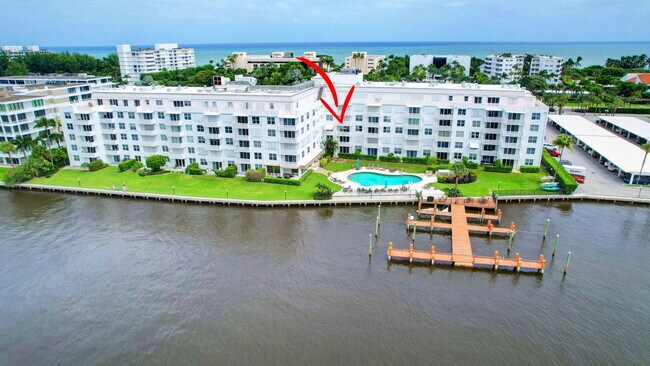 Building Photo - 2840 S Ocean Blvd