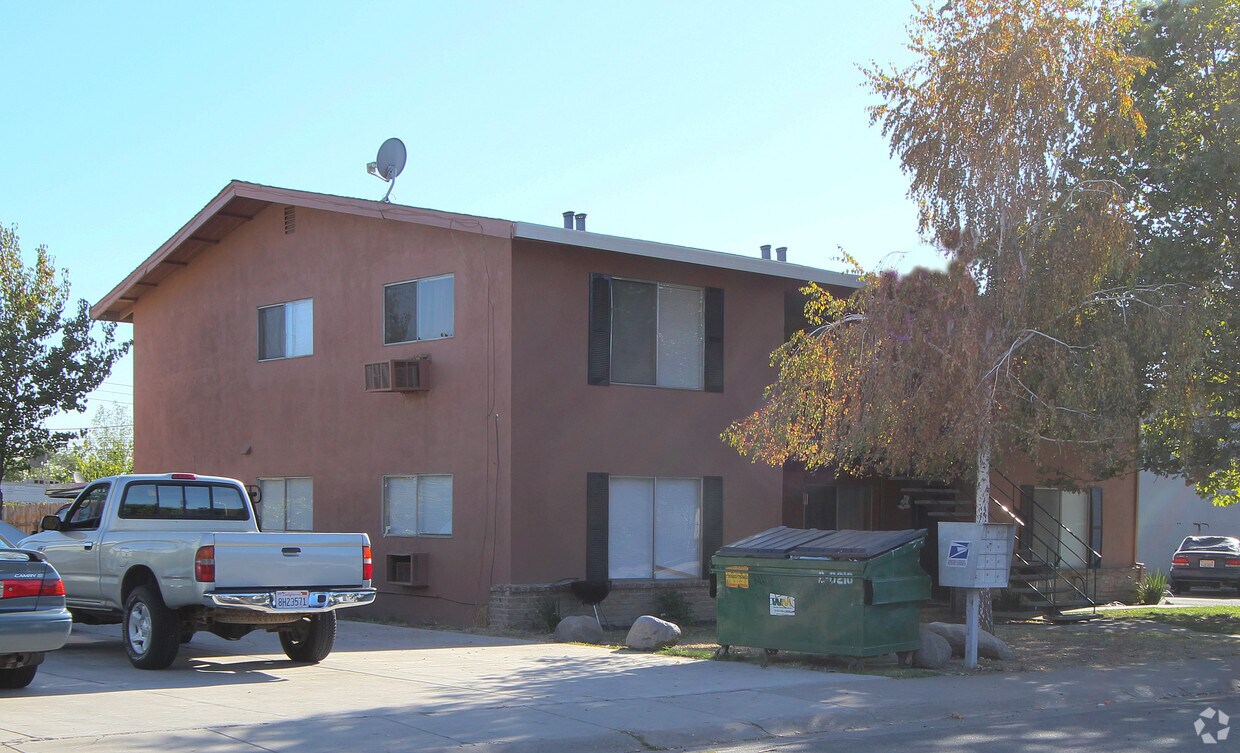 Building Photo - 4226 Tresler Ave