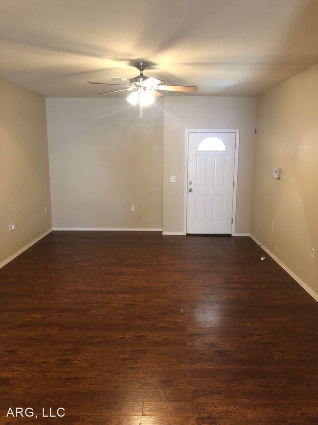 Building Photo - 3 br, 2 bath House - 2660 Chapel Creek