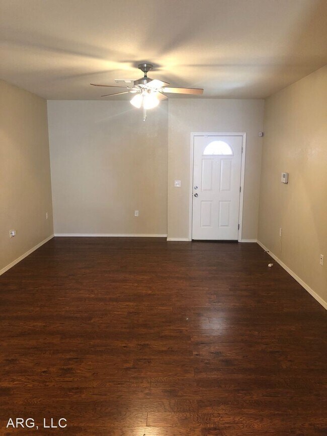 Foto del edificio - 3 br, 2 bath House - 2660 Chapel Creek