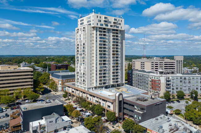 Building Photo - The Penthouse