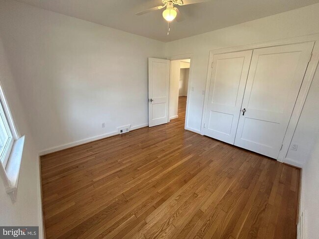 Foto del edificio - 2304 Lafayette Blvd