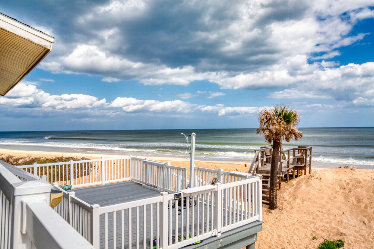 Foto principal - 59 Oceanside Dr