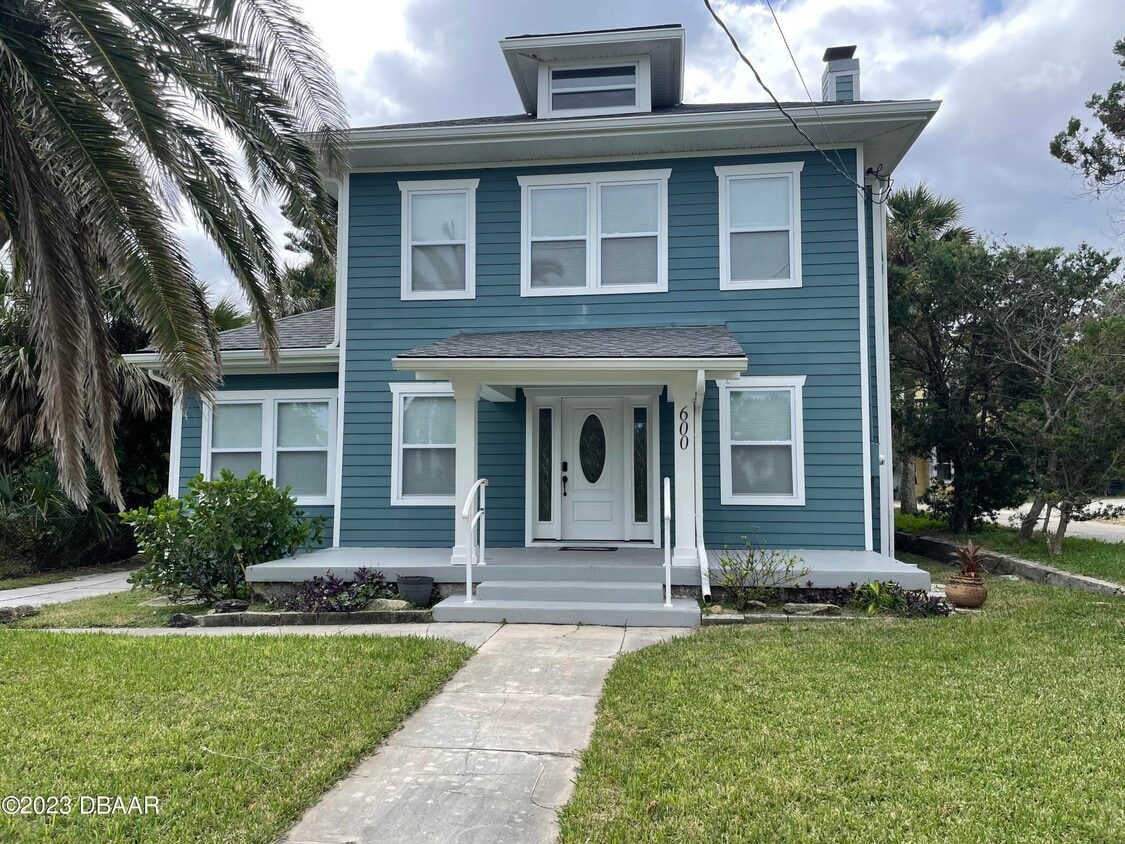600 Bostwick Ave, Daytona Beach, FL 32118 House Rental in Daytona
