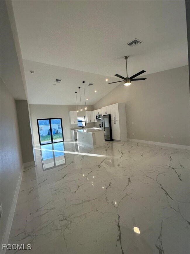 Foto del edificio - 1578 Gretchen Ave S