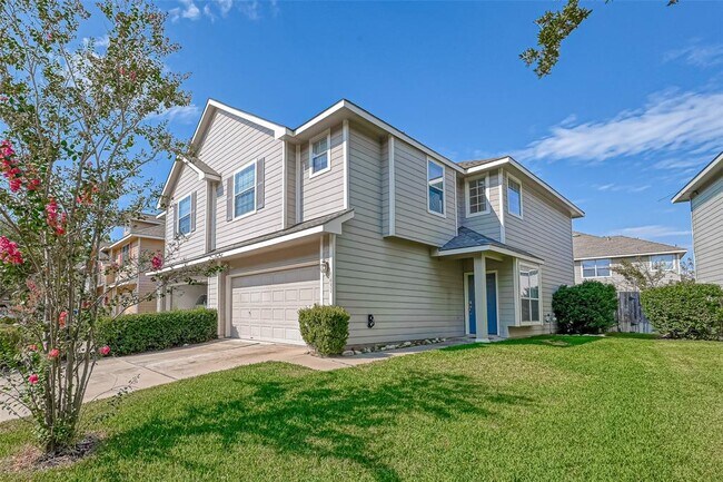 Foto del edificio - 5631 Claybeck Ln