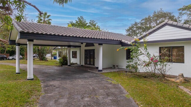 Foto del edificio - 13401 SW 83rd Ave