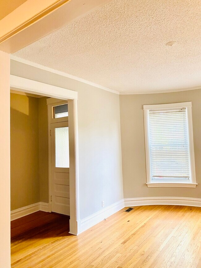 Foto del edificio - 4406 N Dover St