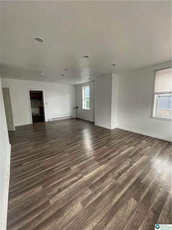 Building Photo - 551 Sumner Ct
