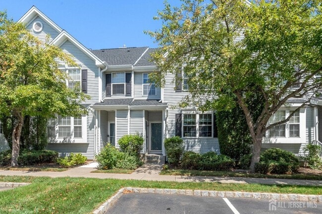 Foto del edificio - 1209 Blossom Cir