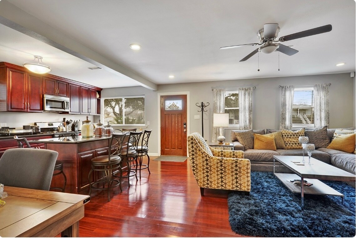 6086 Saint Anthony Ave, New Orleans, LA 70122 House Rental in New