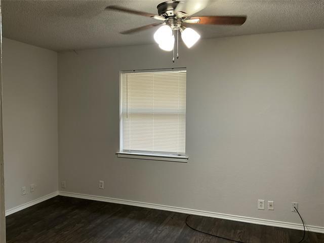 Foto del edificio - 6712 Glenbrook Ln