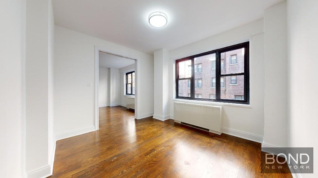 Foto principal - 405 E 56th St